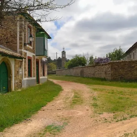 Holiday home Casa Camarga Santiago Millas